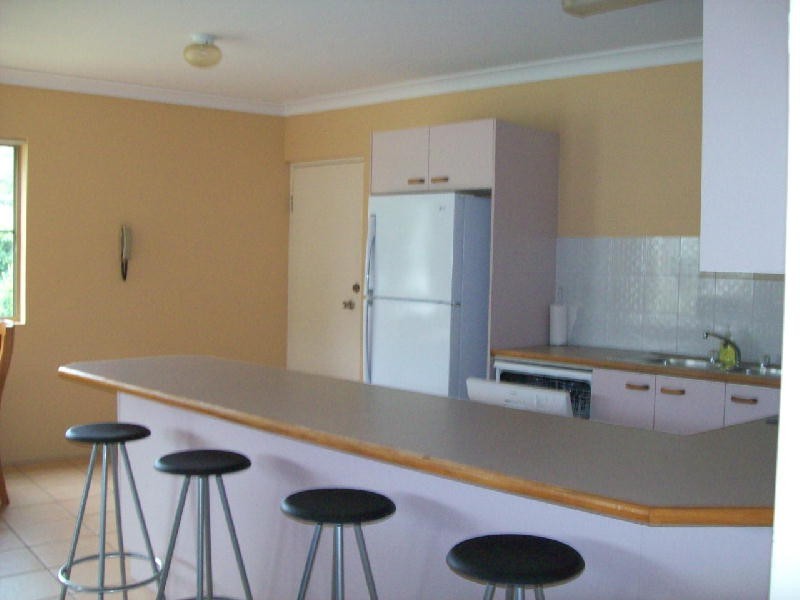 3-5 Wattle Avenue, Holiday Unit, Bongaree QLD 4507