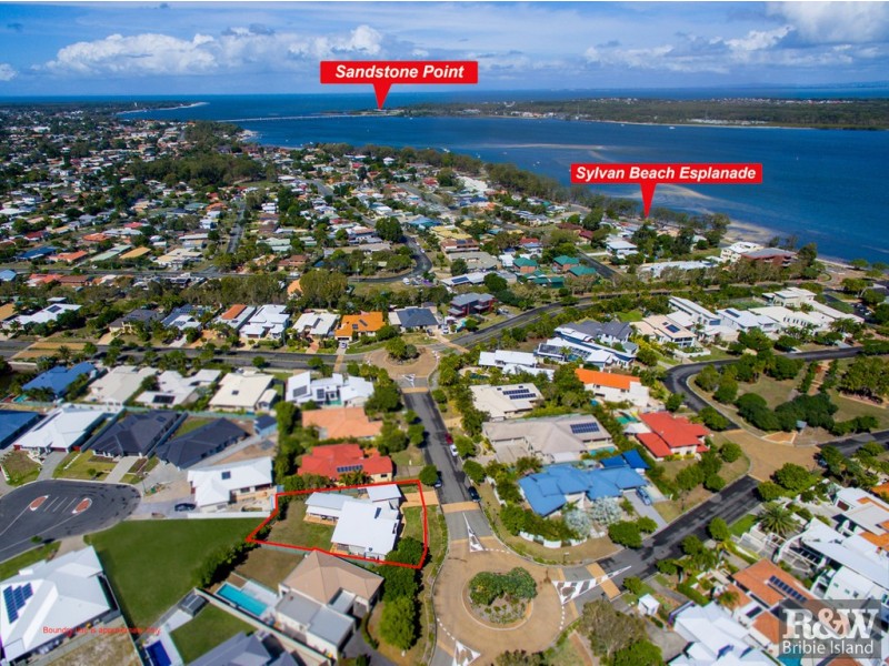 8 Seabreeze Avenue, Banksia Beach QLD 4507