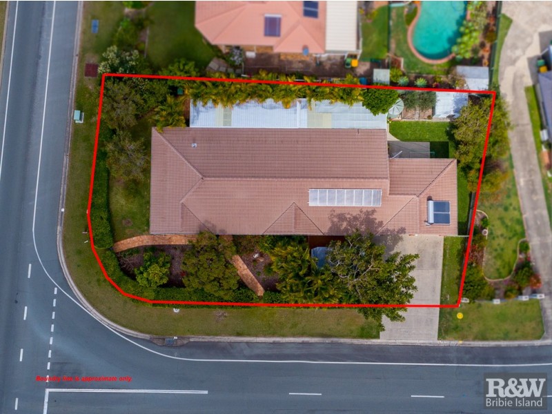 100 Bestmann Road East, Sandstone Point QLD 4511