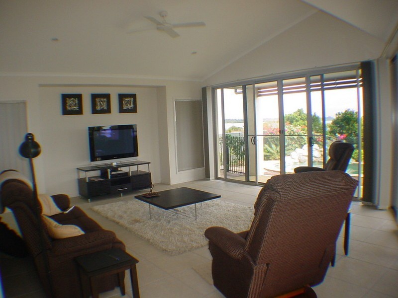 24 Kakadu Circut, Bribie Island QLD 4507
