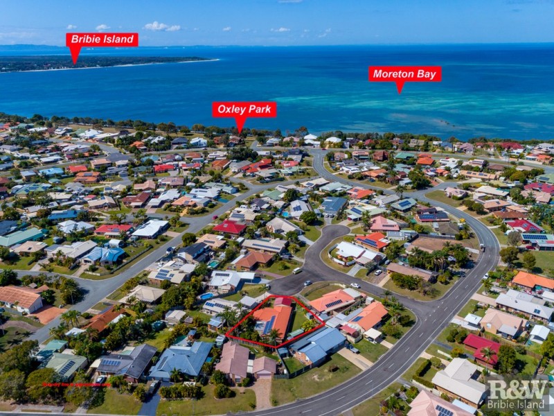 3 York Court, Sandstone Point QLD 4511