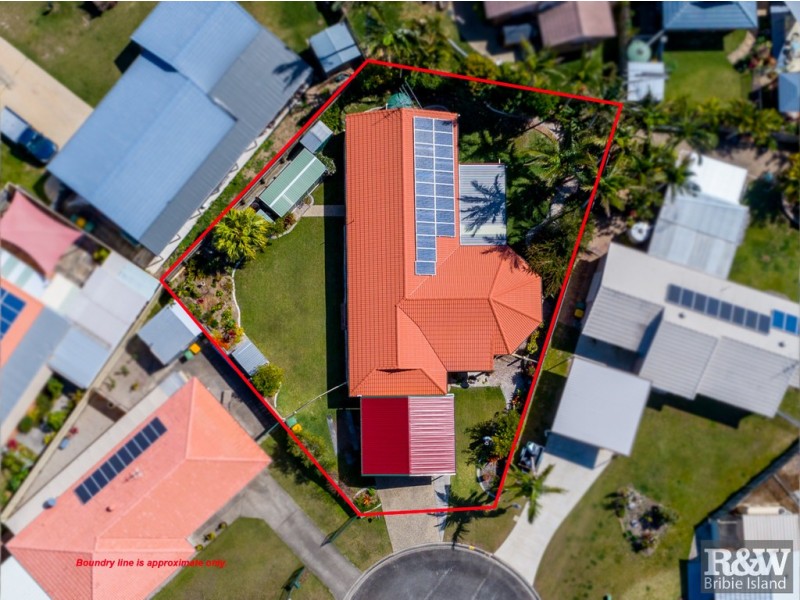 3 York Court, Sandstone Point QLD 4511
