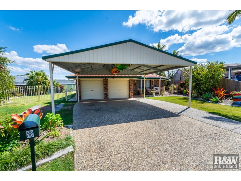 3 York Court, Sandstone Point QLD 4511