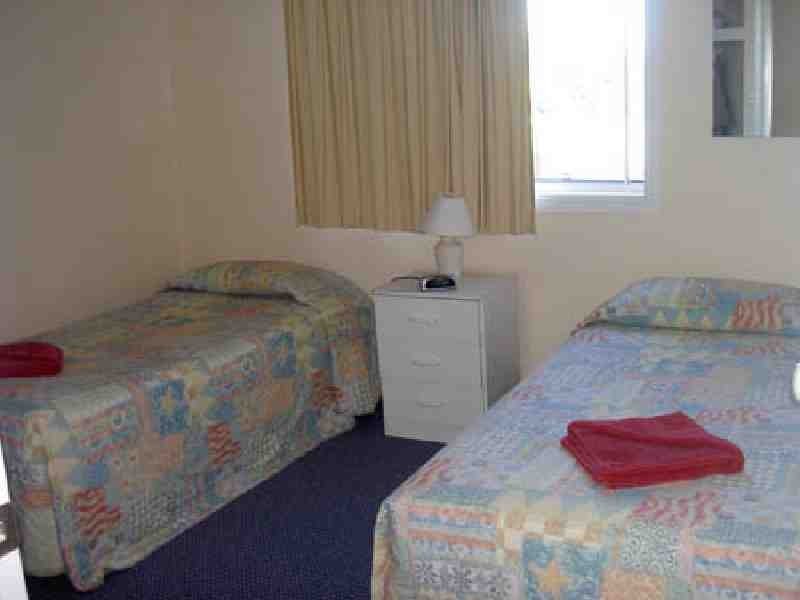 18/23  Sylvan Beach Esplanade, Bellara QLD 4507