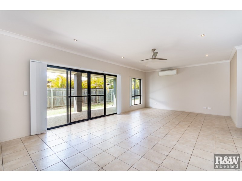 11 Pectoral Place, Banksia Beach QLD 4507