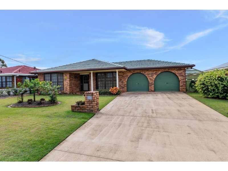 5 Banks Street, Banksia Beach QLD 4507