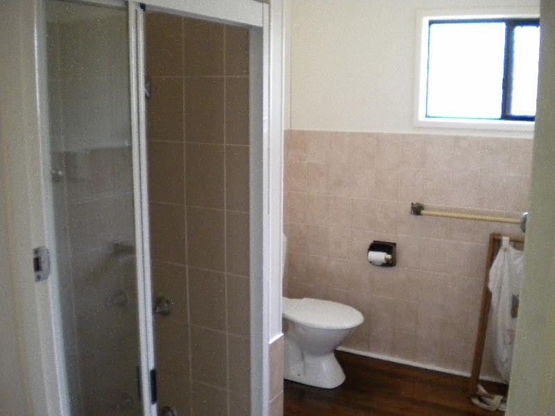 25  Hall Avenue, Holiday House, Bribie Island QLD 4507