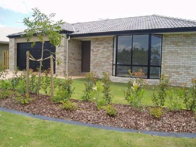 Sandstone Point QLD 4511