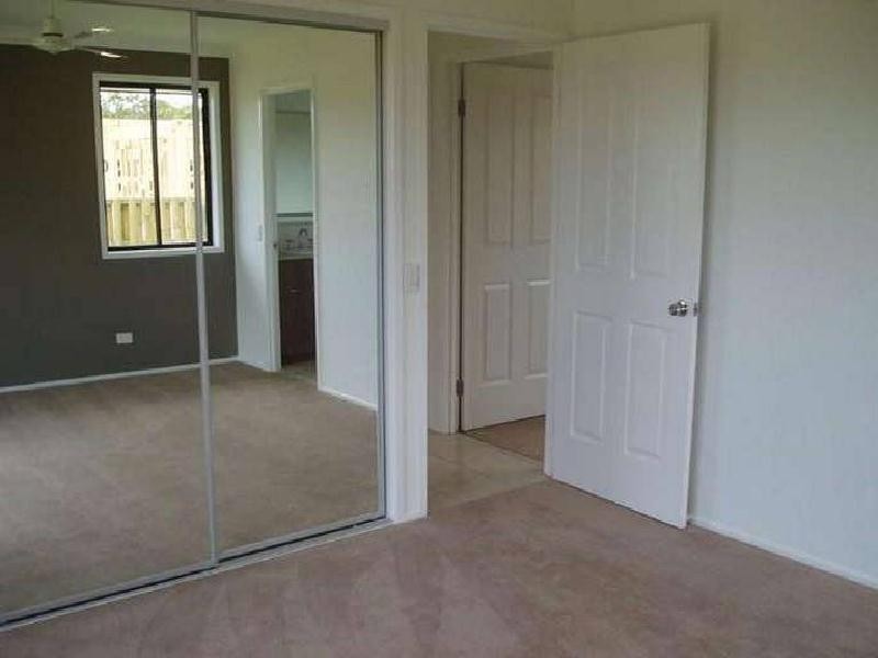 Sandstone Point QLD 4511