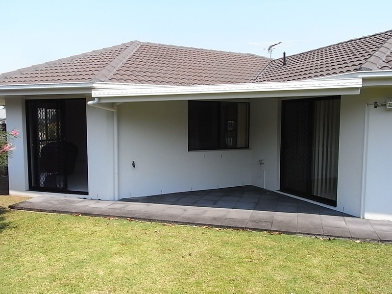 Sandstone Point QLD 4511