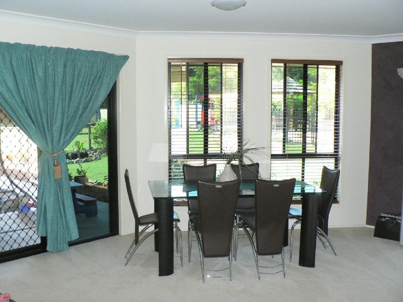 48 Wrenaus Way, Ningi QLD 4511