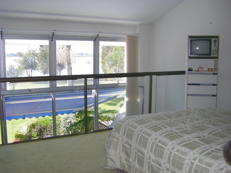 A18 Spinnaker Drive, Sandstone Point QLD 4511