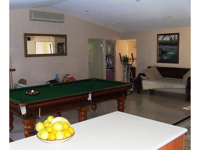 6 Brigantine Place, Banksia Beach QLD 4507