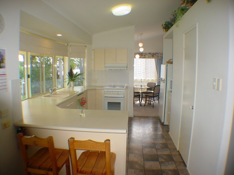 16 Hoya Crescent, Bongaree QLD 4507