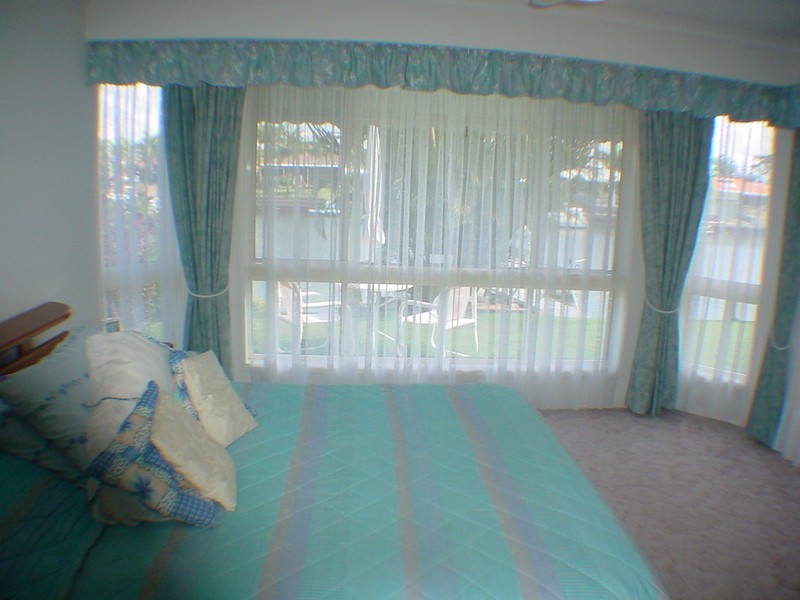 16 Hoya Crescent, Bongaree QLD 4507