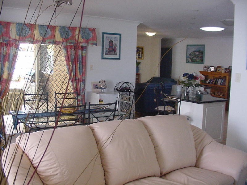 4 Ardel Place, Sandstone Point QLD 4511