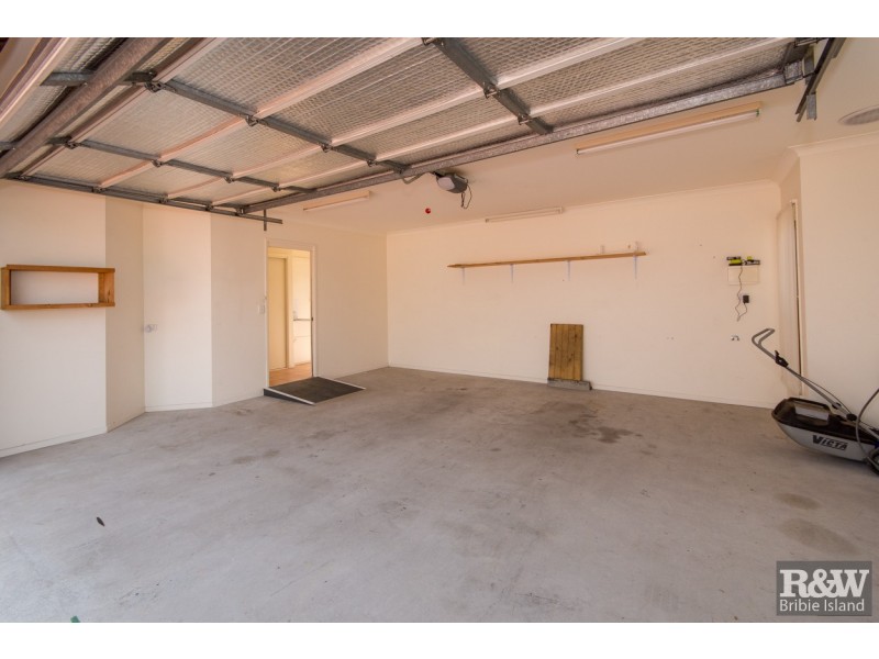 2/117 Cosmos Ave, Banksia Beach QLD 4507