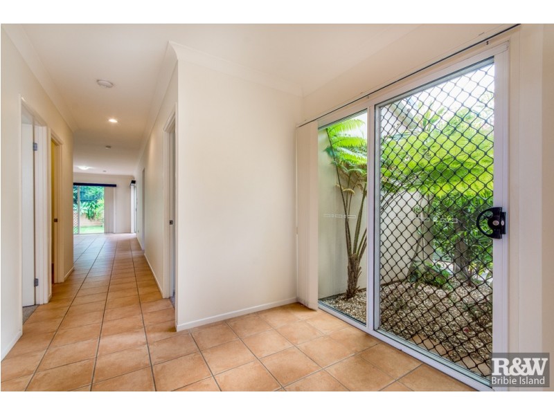 2/117 Cosmos Ave, Banksia Beach QLD 4507