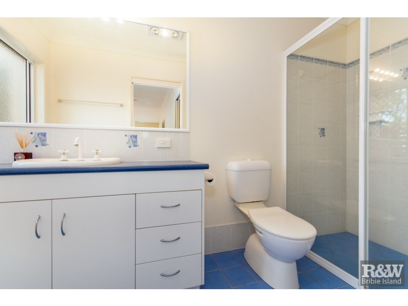 2/117 Cosmos Ave, Banksia Beach QLD 4507