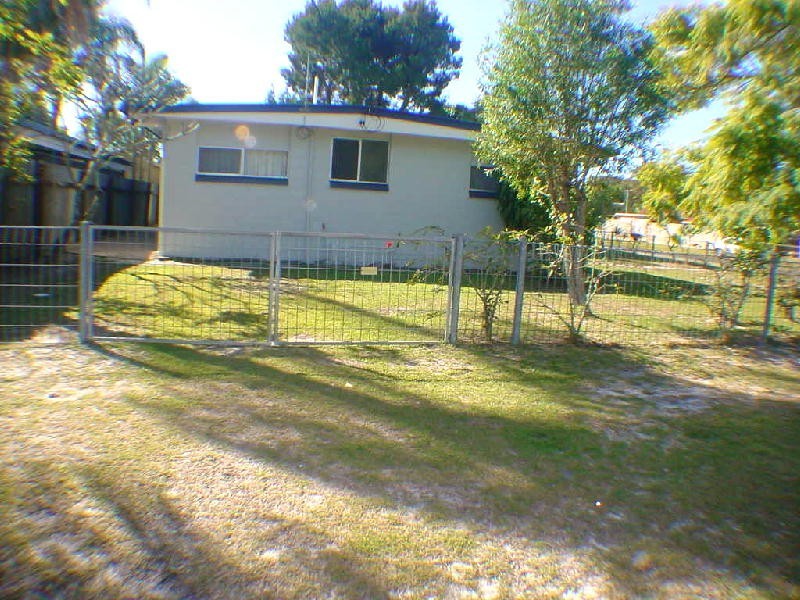 22 Ranald Avenue, Ningi QLD 4511