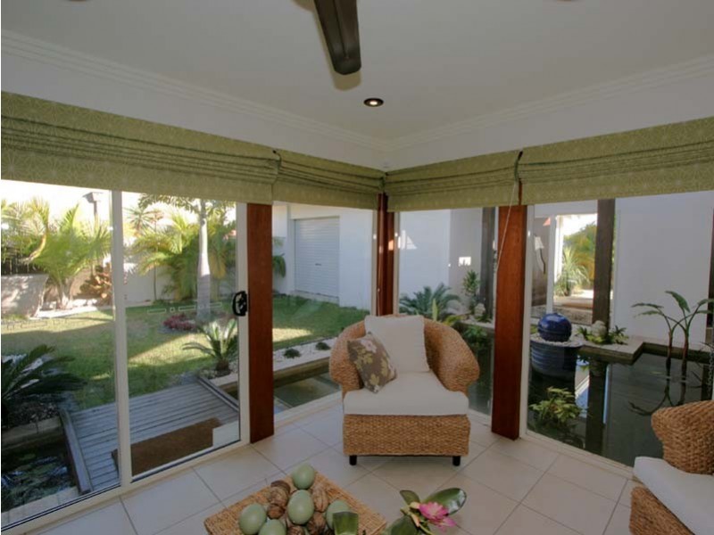 28 Marina Boulevard, Holiday House, Bribie Island QLD 4507