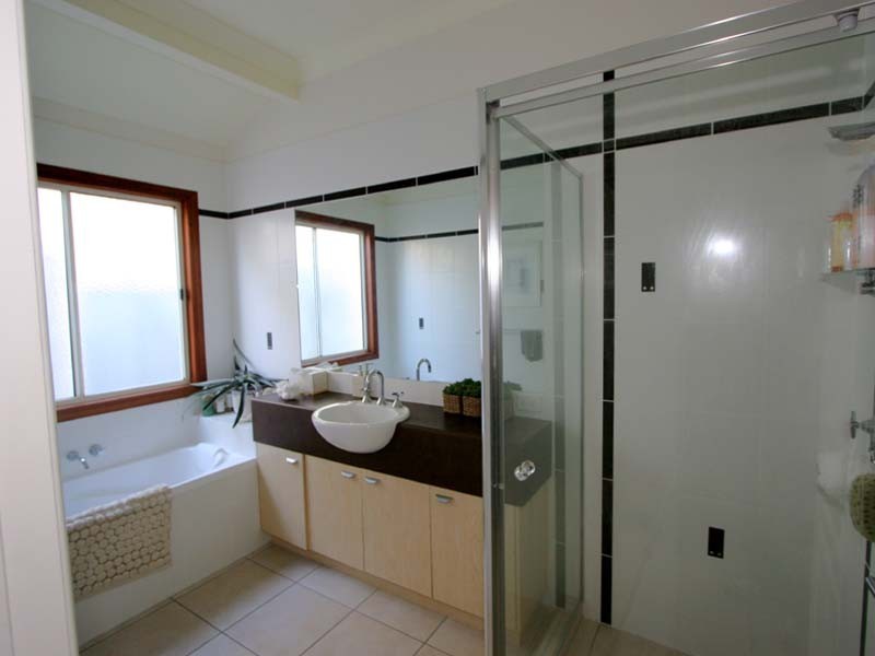 28 Marina Boulevard, Holiday House, Bribie Island QLD 4507