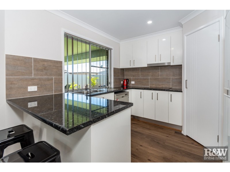 63 Cod Circuit, Bongaree QLD 4507