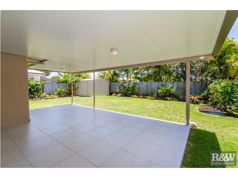 6 Pectoral Place, Banksia Beach QLD 4507