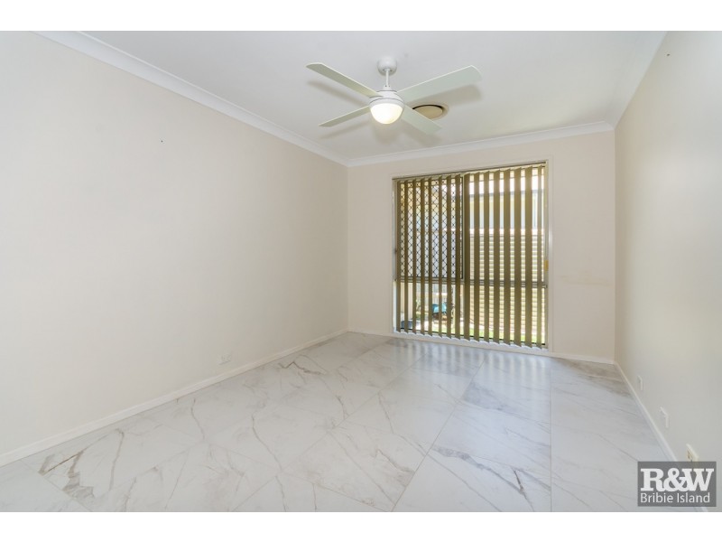 6 Pectoral Place, Banksia Beach QLD 4507