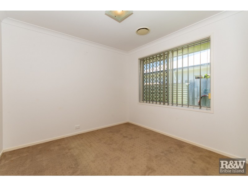 6 Pectoral Place, Banksia Beach QLD 4507