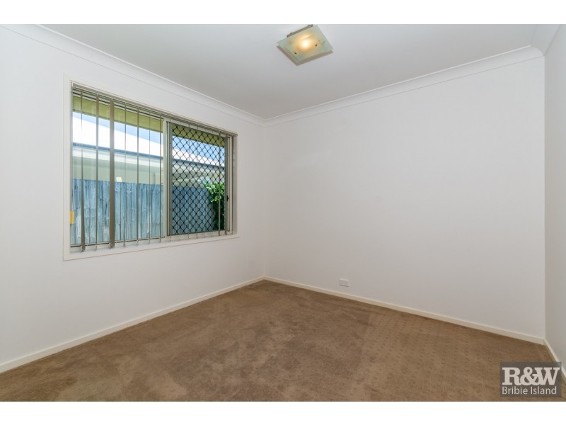 6 Pectoral Place, Banksia Beach QLD 4507
