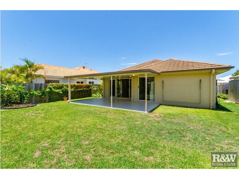 6 Pectoral Place, Banksia Beach QLD 4507