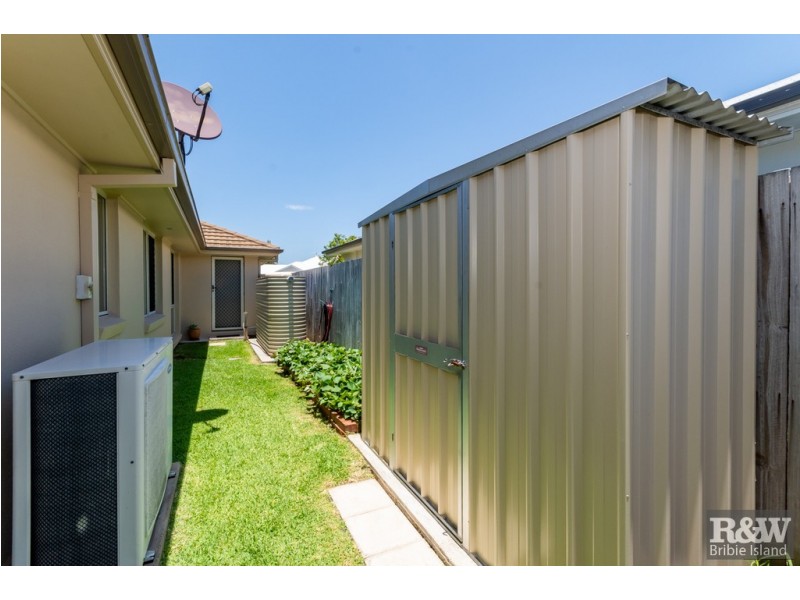 6 Pectoral Place, Banksia Beach QLD 4507