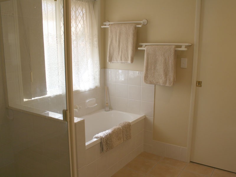 Sandstone Point QLD 4511