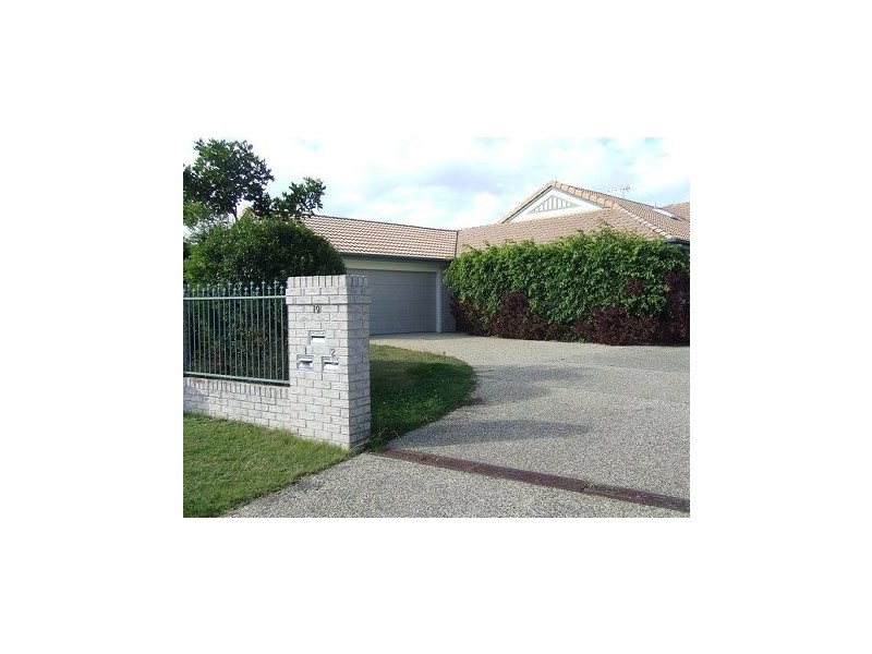 1-19 Bowsprit Crescent, Banksia Beach QLD 4507