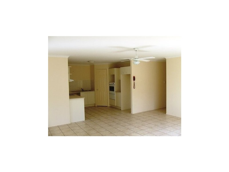 1-19 Bowsprit Crescent, Banksia Beach QLD 4507