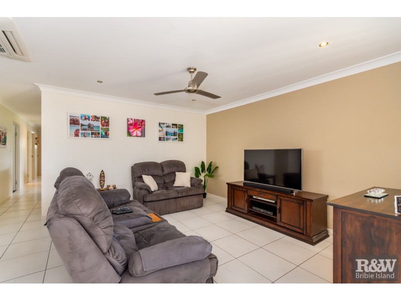 2 Harmony Ave, Bongaree QLD 4507