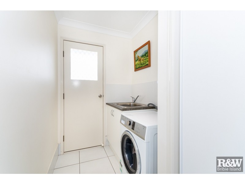 2 Harmony Ave, Bongaree QLD 4507