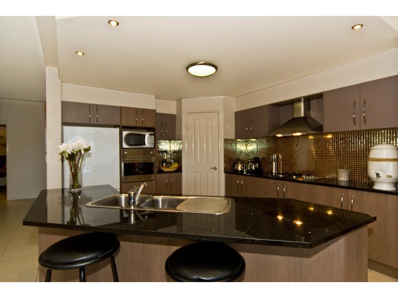 111 Voyagers Drive, Banksia Beach QLD 4507