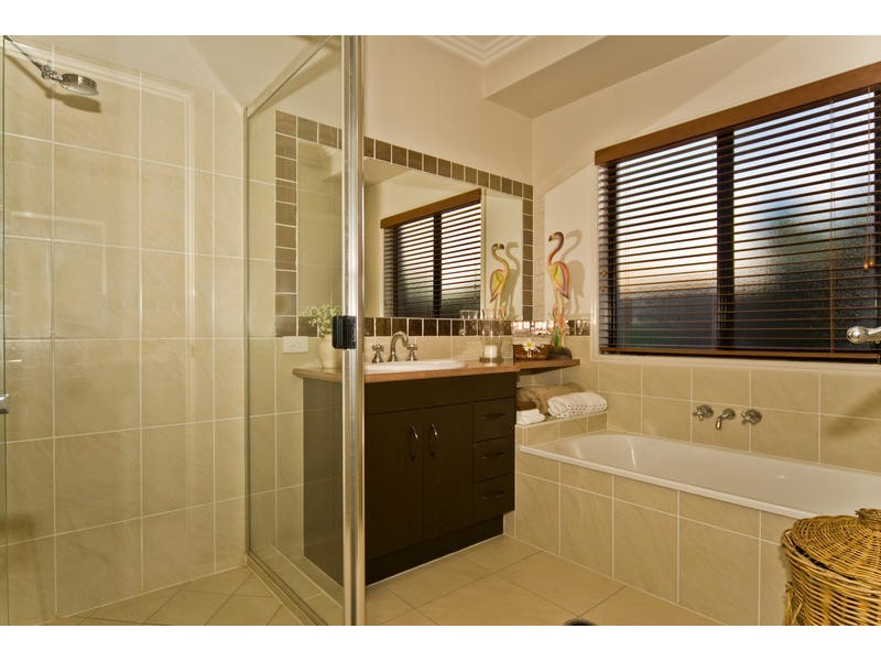 111 Voyagers Drive, Banksia Beach QLD 4507