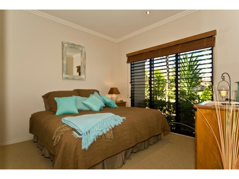111 Voyagers Drive, Banksia Beach QLD 4507