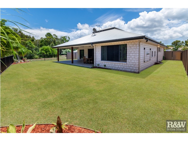 21 Sinclair Place, Ningi QLD 4511