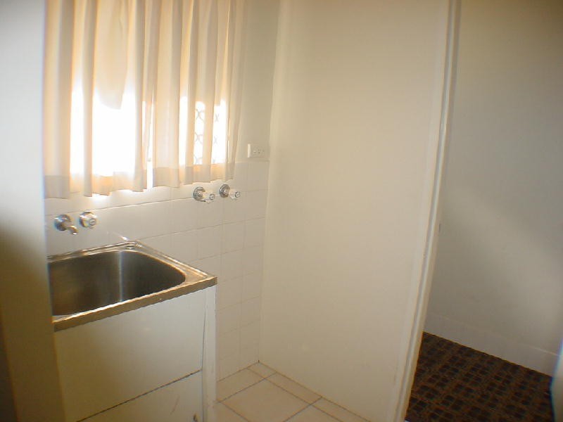 3-28 Bestman Avenue, Bongaree QLD 4507