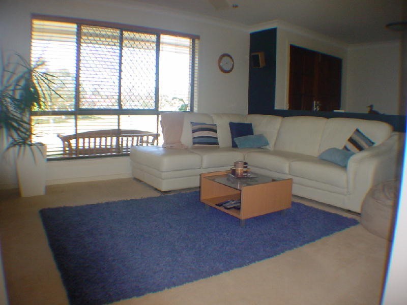 2 Avoca Esplanade, Sandstone Point QLD 4511