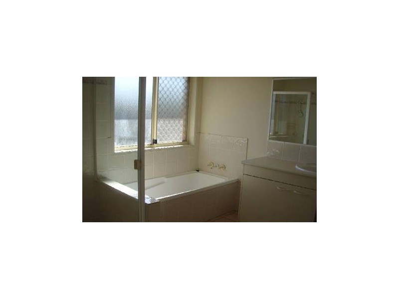 Sandstone Point QLD 4511