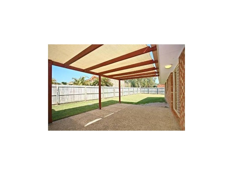 Sandstone Point QLD 4511