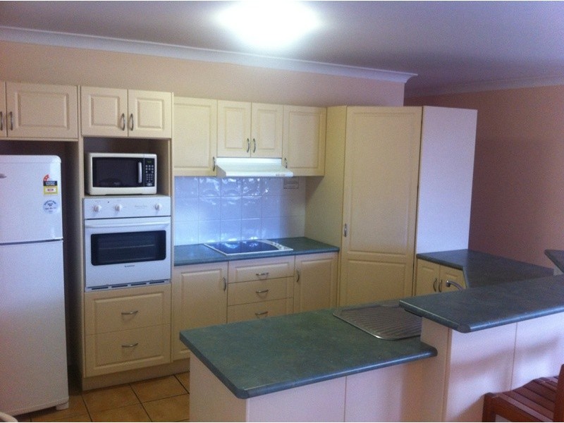 24/21-27 Sylvan Beach Esplanade, Bellara QLD 4507