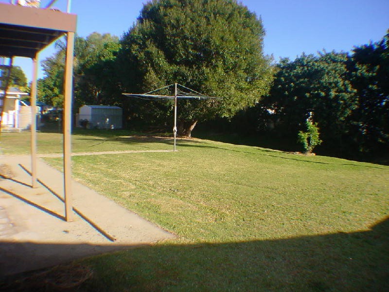 21 Kangaroo Avenue, Bongaree QLD 4507