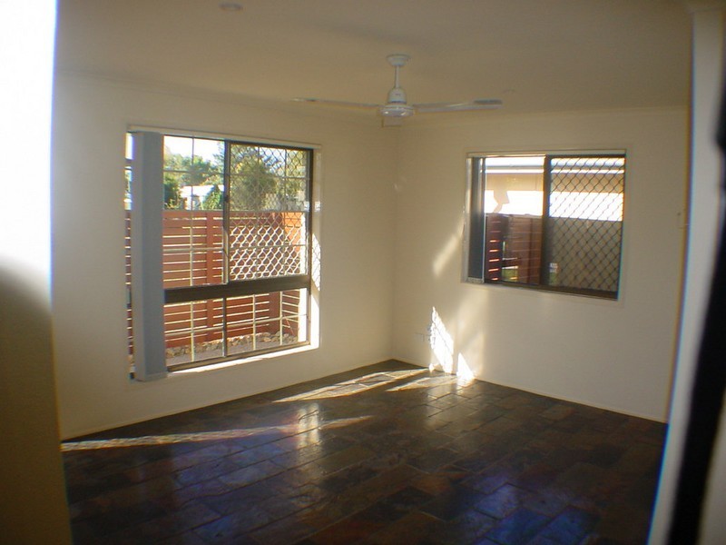 2-69 Ranald Avenue, Ningi QLD 4511