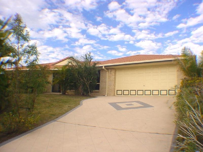 14 Headsail Drive, Banksia Beach QLD 4507